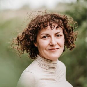 Daria, founder of Dadi Design Patterns